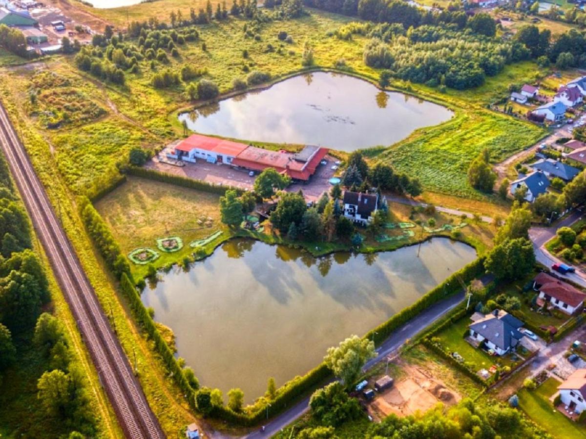 Bed and Breakfast Rancho Мала Нешавка Екстер'єр фото
