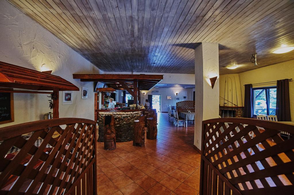 Bed and Breakfast Rancho Мала Нешавка Екстер'єр фото
